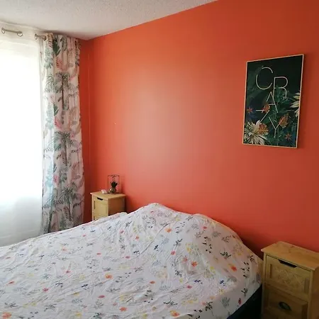Апартаменты Au Petit Bonheur, Centre St-raphael, 8min A Pied