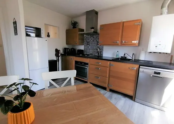 Au Petit Bonheur, Centre St-raphael, 8min A Pied *